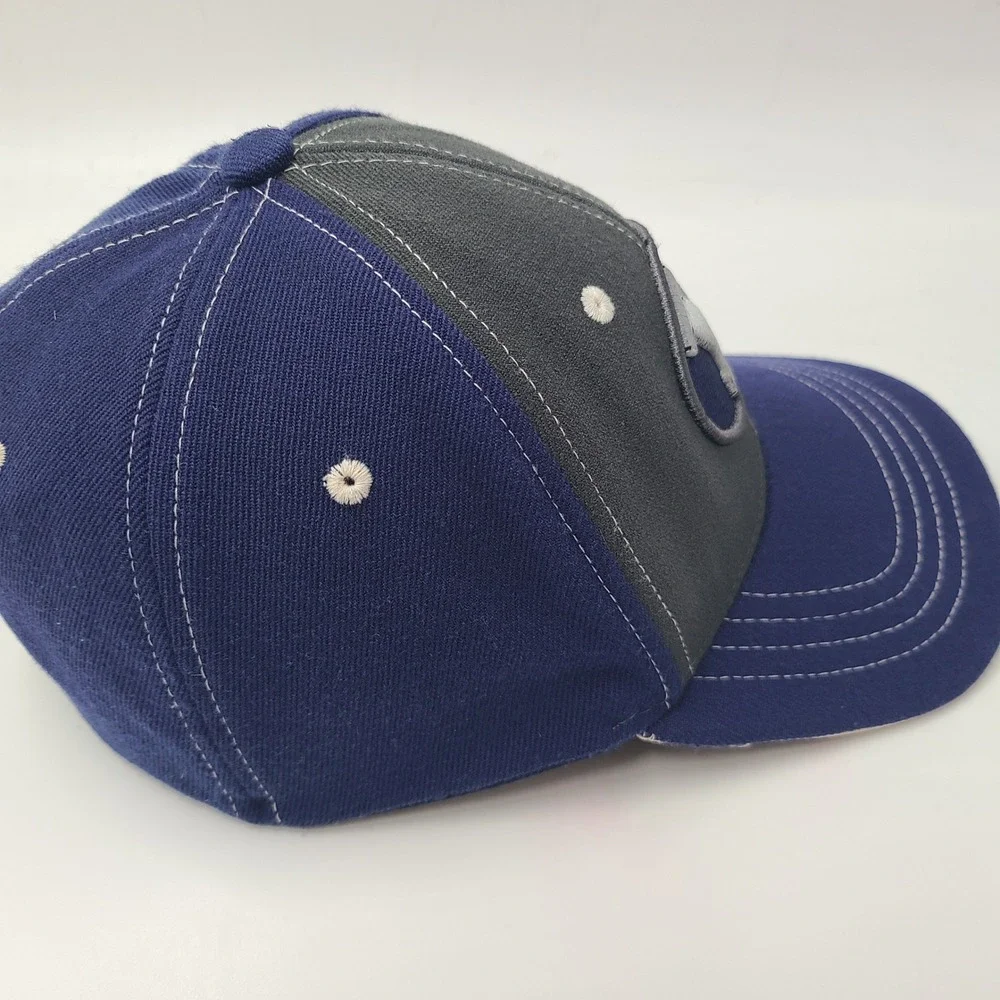 BYU Cougars Hat‎ Fitted M-L Zephyr Gray Blue NCAA Brigham Young University Men
